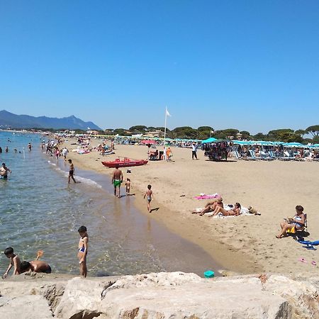 Regina Sul Mare Villa Terracina Eksteriør billede