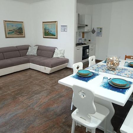 Regina Sul Mare Villa Terracina Eksteriør billede